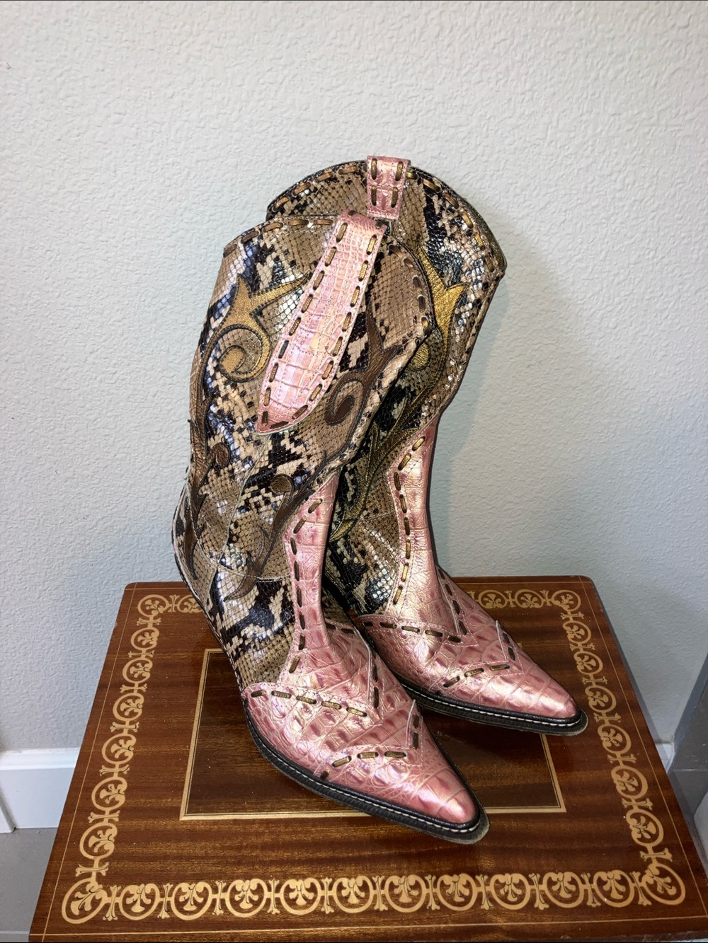 Donald Pliner 8.5 Pink Tan Brown 
Western Couture Collection Boots